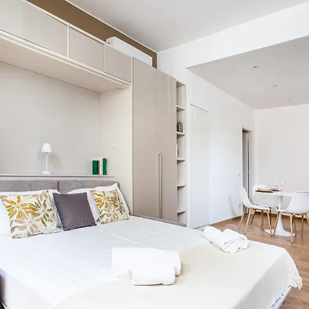 Joivy Casa 27 * Milaan